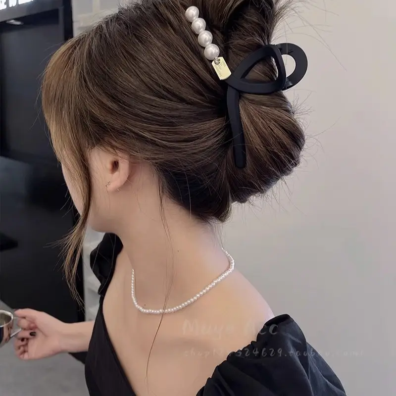 Retro Korean Frosted Hair Clip Women's Back - Image 4