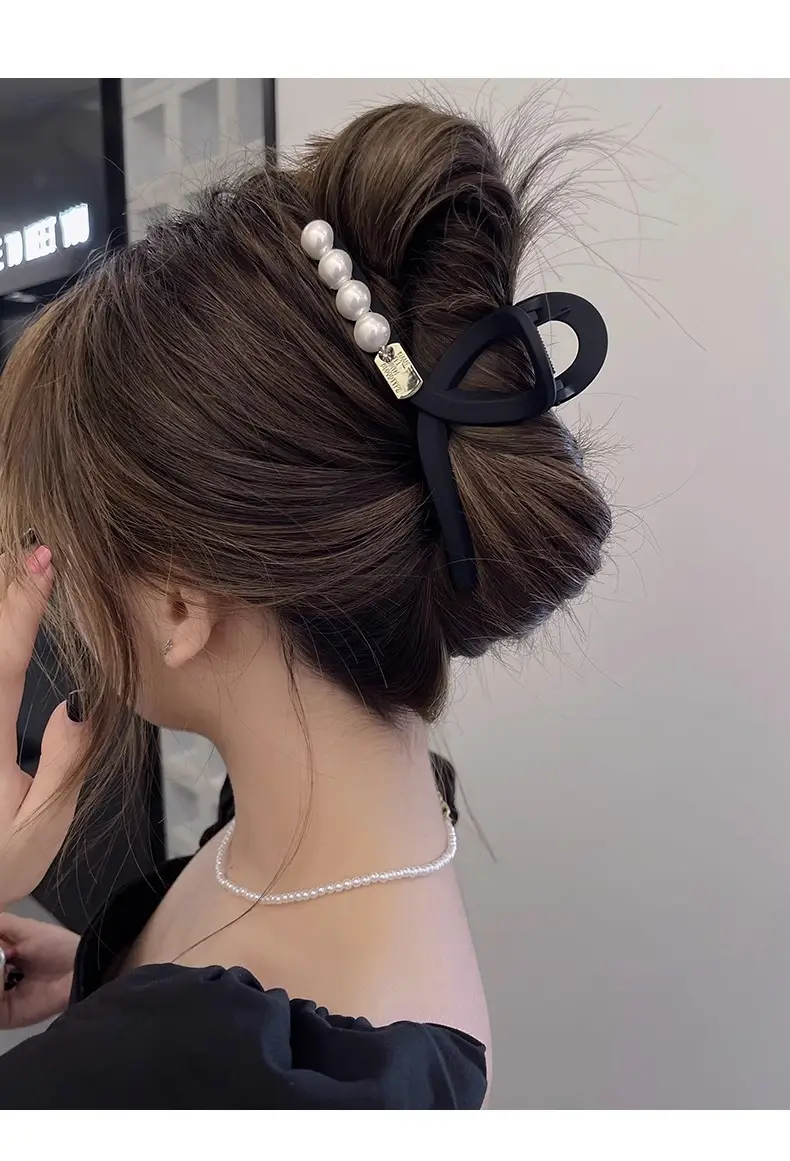 Retro Korean Frosted Hair Clip Women's Back — feature 7