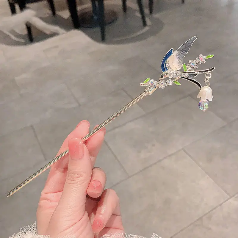 Ancient Pearl Metal Hairpin with Bird Design - Image 10