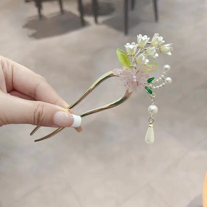 Ancient Pearl Metal Hairpin with Bird Design - Image 4