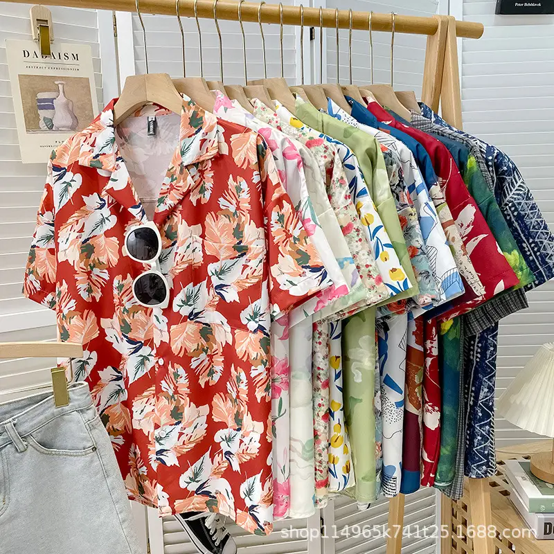 Women Japanese Retro Floral Short Sleeve Shirt — feature 4