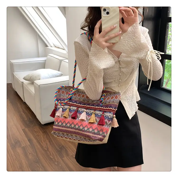 Ethnic Tassel Tote Bag Large Capacity Women's Bag — feature 21