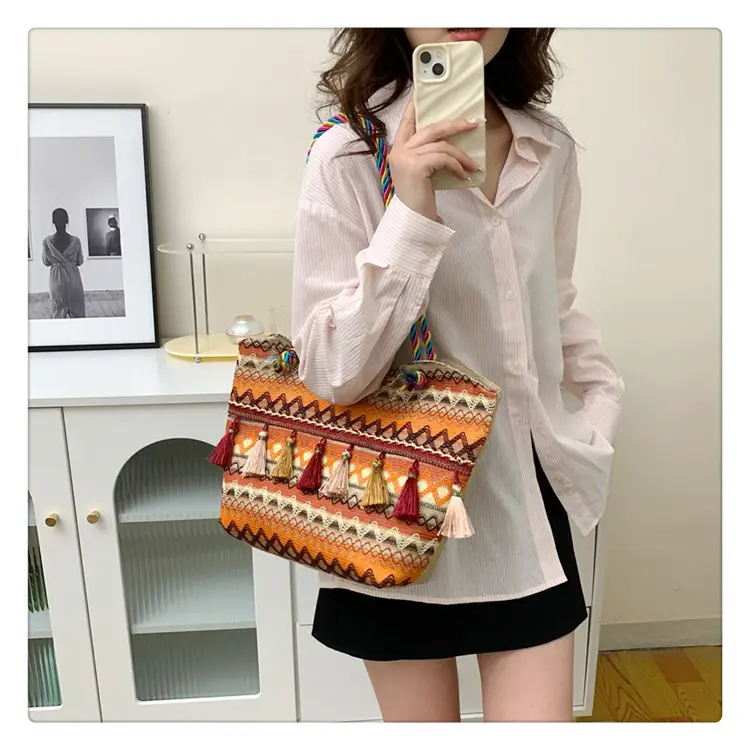 Ethnic Tassel Tote Bag Large Capacity Women's Bag — feature 27