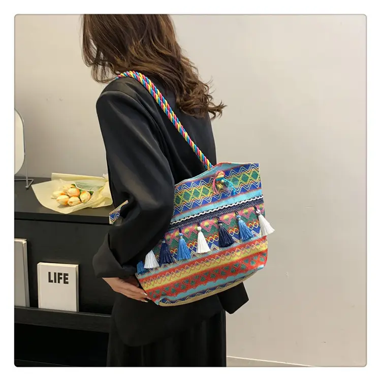 Ethnic Tassel Tote Bag Large Capacity Women's Bag — feature 37