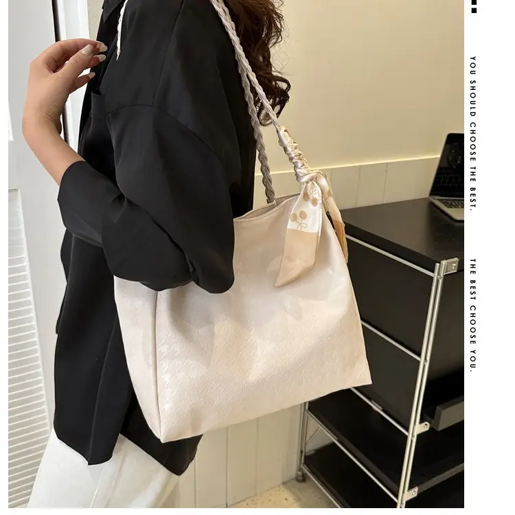 Black Diamond Pattern Silk Tote Bag Large Capacity 2023 - Image 5