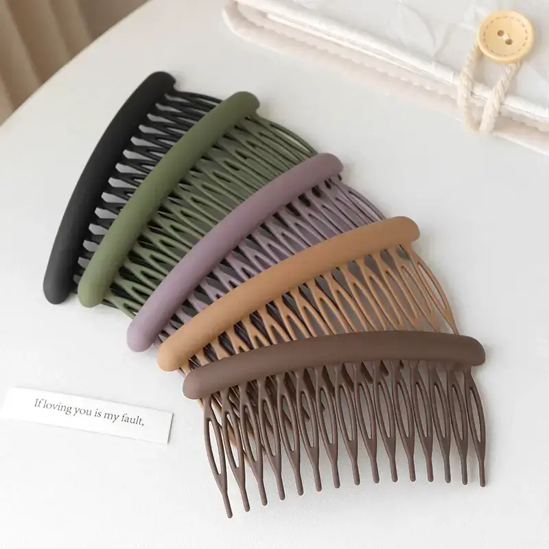 Non-Slip Hair Comb for Adult Bangs & Head Cover — feature 11