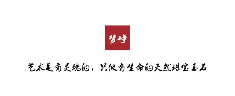 Natural Hetian Jade Rabbit Clear Water Material Bracelet for Women — feature 7