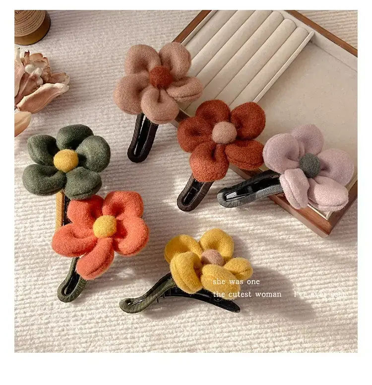 Winter Plush Flower Hairpin with Duckbill Clip — feature 11