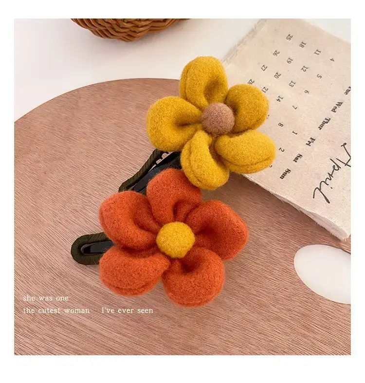 Winter Plush Flower Hairpin with Duckbill Clip — feature 15