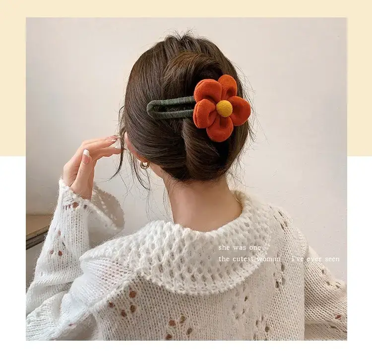 Winter Plush Flower Hairpin with Duckbill Clip — feature 3