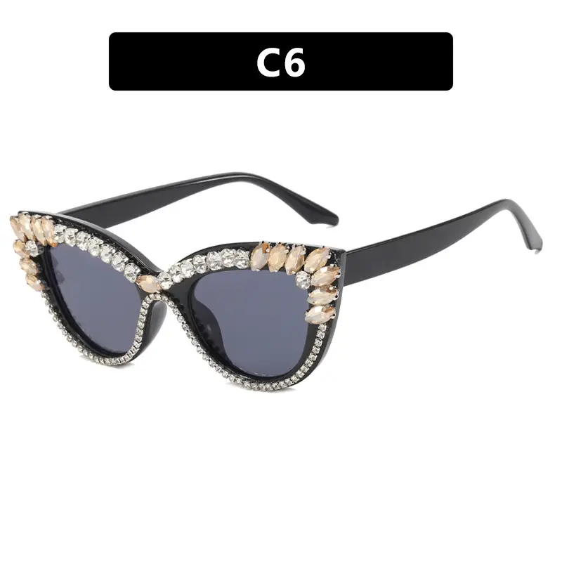 Kedun Cat-Eye Sunglasses with Diamond Embellishment - Image 3