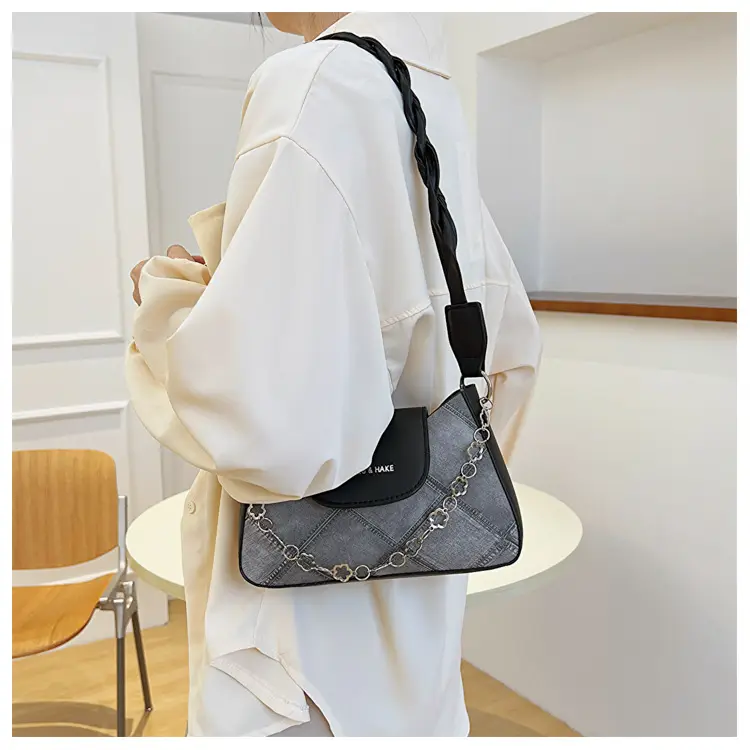 Light Blue Square Shoulder Bag with Tassel Chain — feature 11