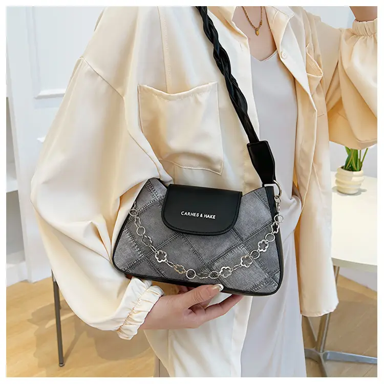 Light Blue Square Shoulder Bag with Tassel Chain — feature 9