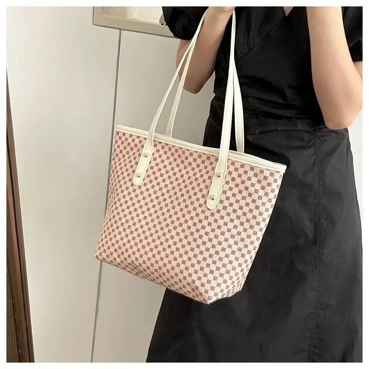 Women High-End Monogram Tote Bag Brown 2026 — feature 1