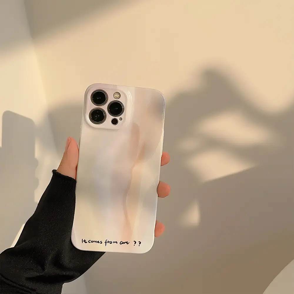 Croissant Stand 17Promax Apple Phone Case 15 — feature 23