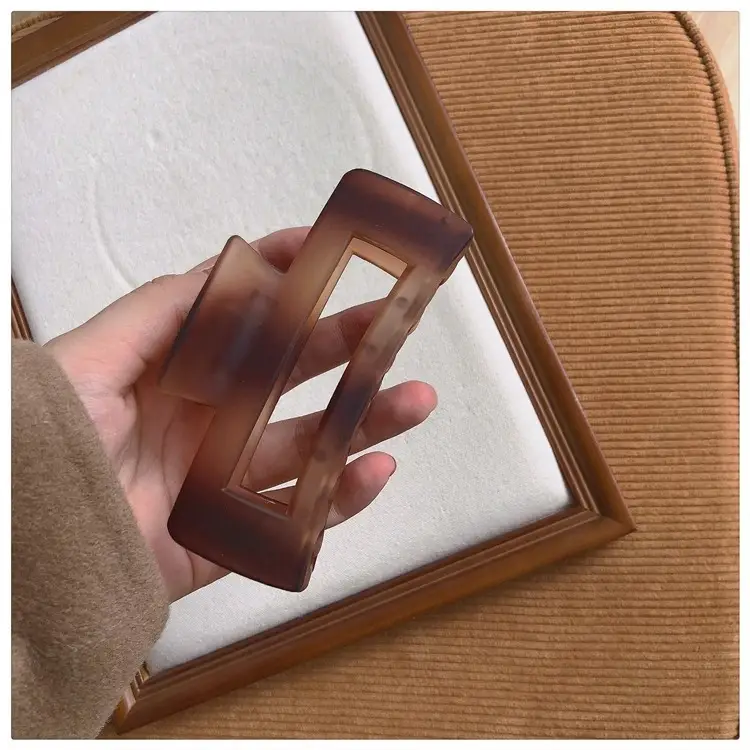 Amber Frosted Large Hair Clip for Women — feature 13