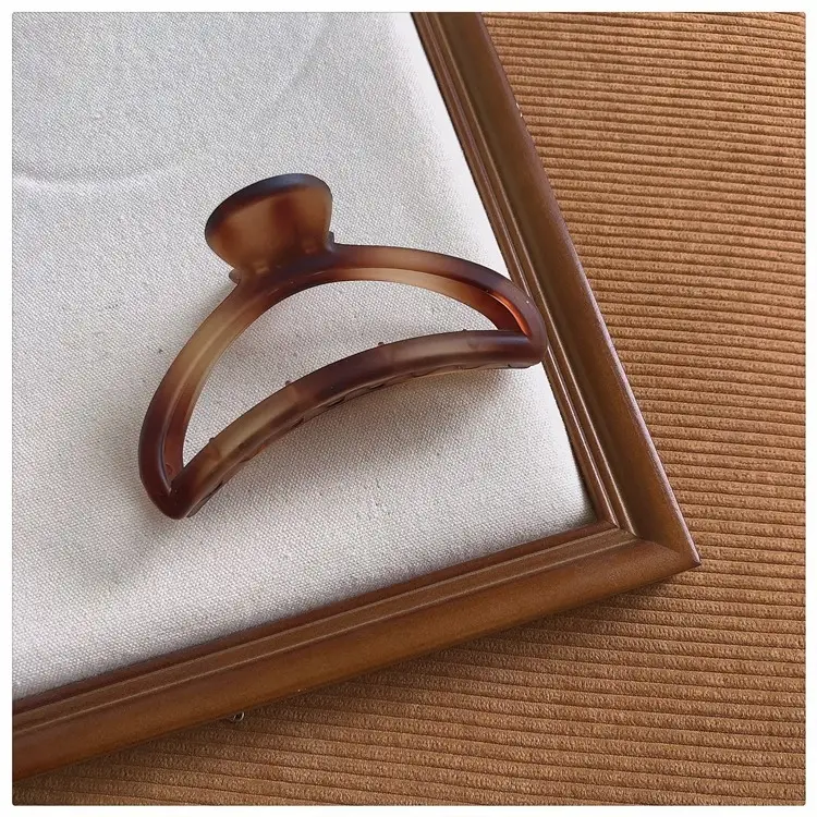 Amber Frosted Large Hair Clip for Women — feature 16