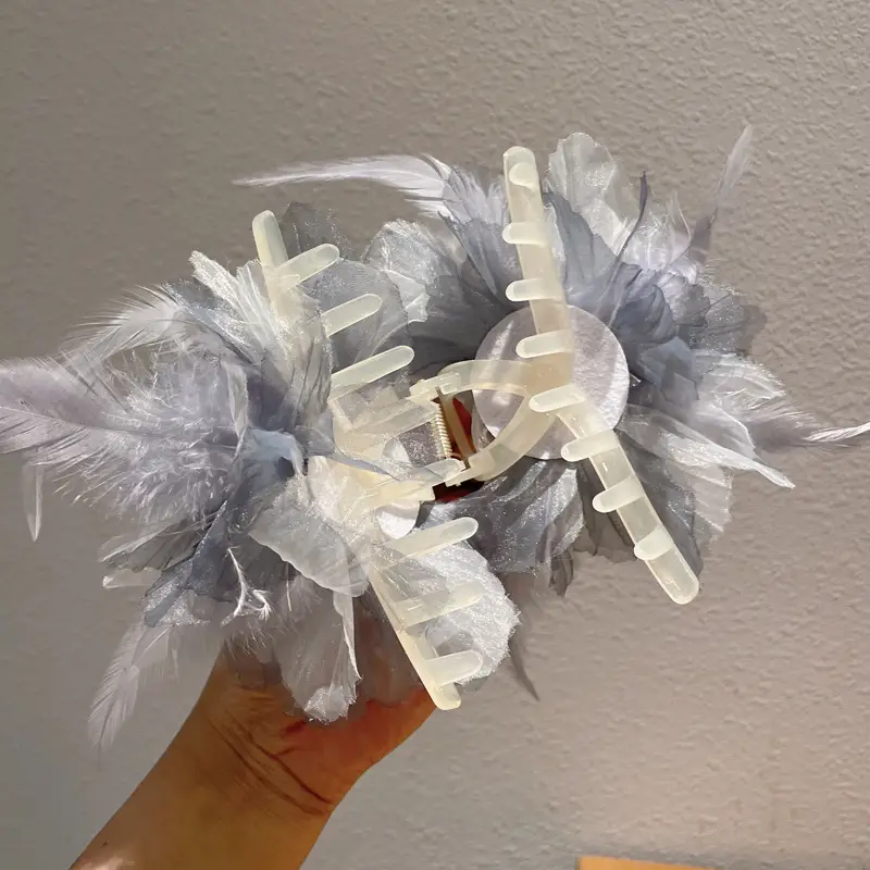 Fairy Pearl Feather Large Grab Clip Women's Hair — feature 5