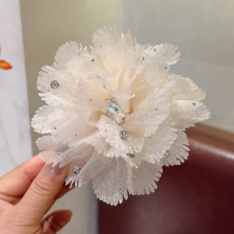 Fairy Pearl Feather Large Grab Clip Women's Hair - Image 42