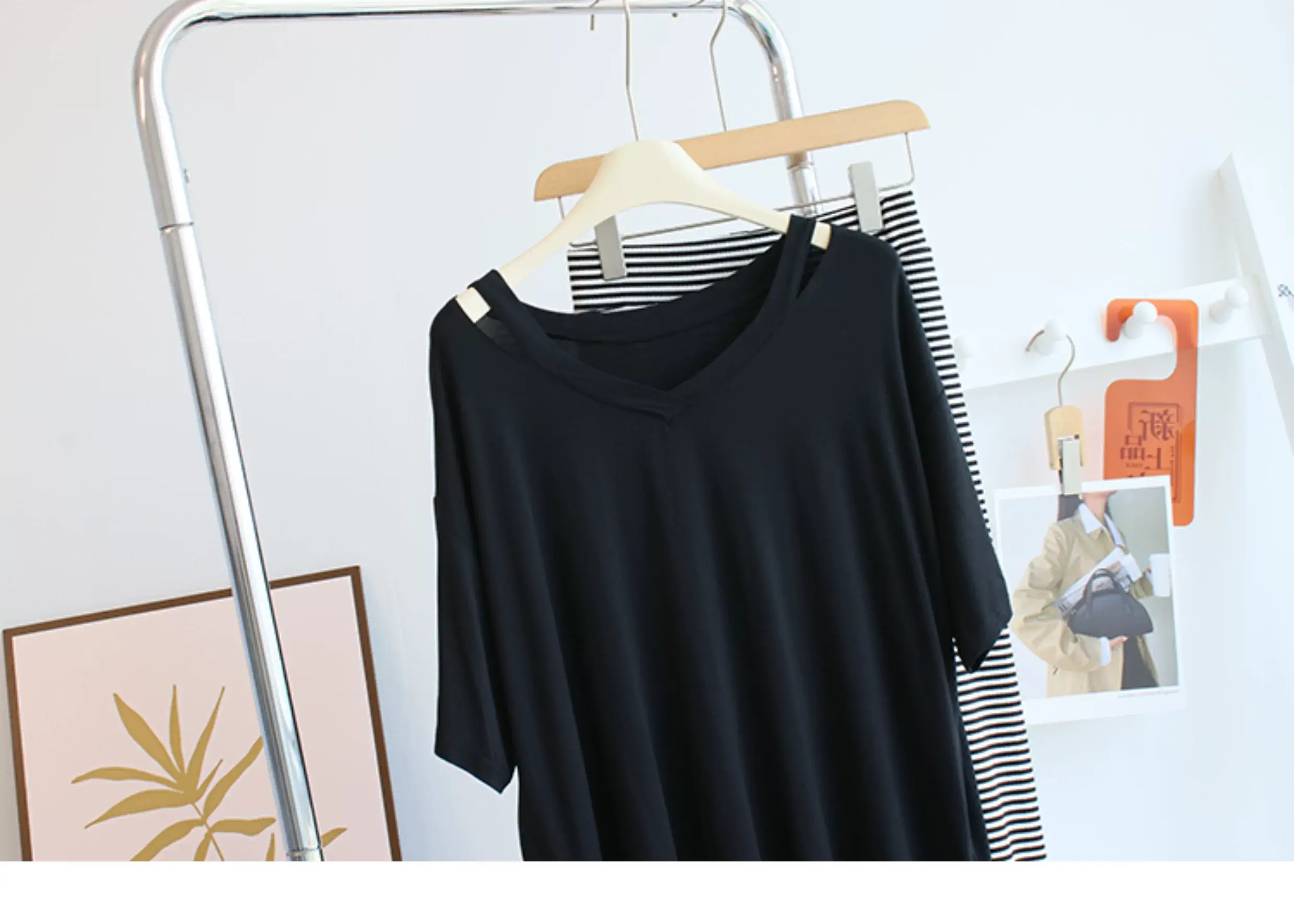 Women V-neck T-Shirt White Striped Pants Set — feature 15