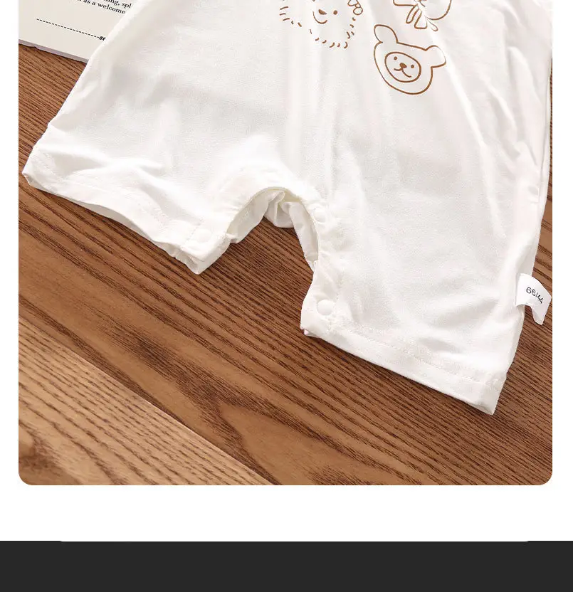 Baby's White Fart Wrap Shorts Set with Cartoon Print — feature 9
