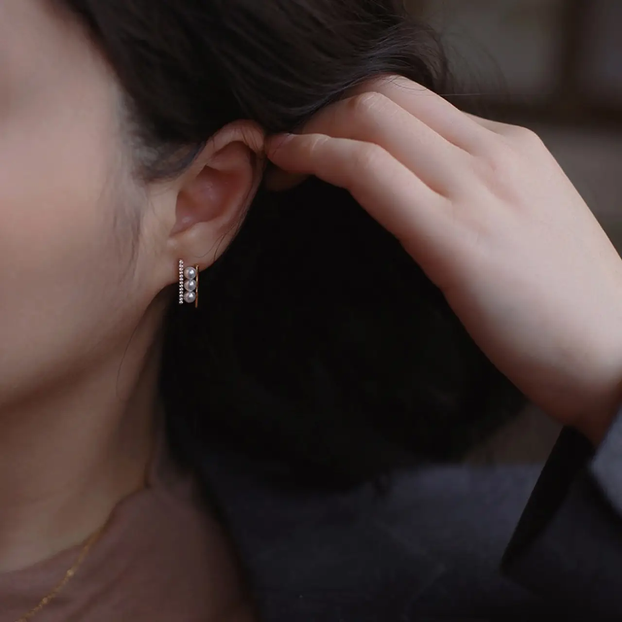 Wood Ear Earrings with Natural Freshwater Pearl & Micro Diamond Design - Image 3