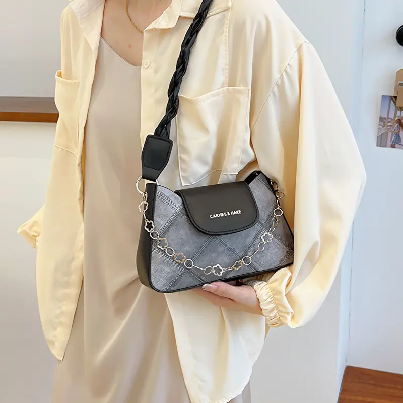 Textured Crossbody Bag for Women Summer 2026 - Image 4