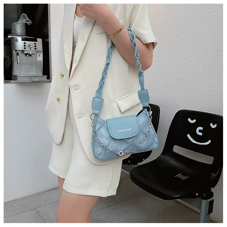 Textured Crossbody Bag for Women Summer 2026 — feature 13