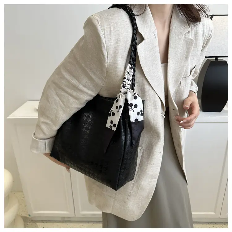 Black Silk Scarf Tote Bag 2023 Summer New Western Style — feature 14