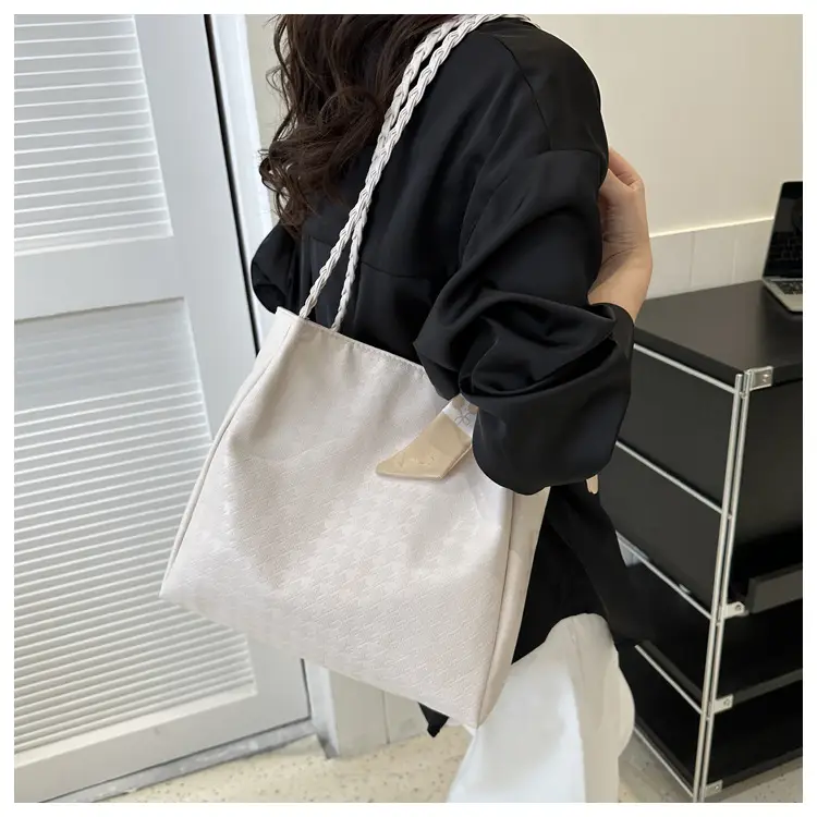 Black Silk Scarf Tote Bag 2023 Summer New Western Style — feature 19