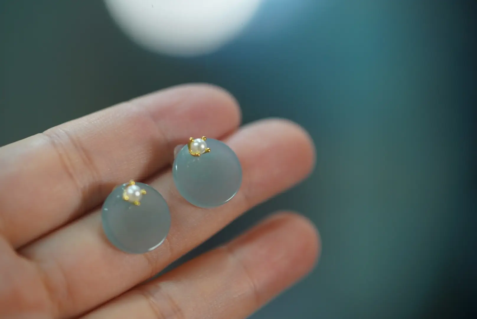Guatemala Ins Jade Earrings Blue Water Round — feature 31