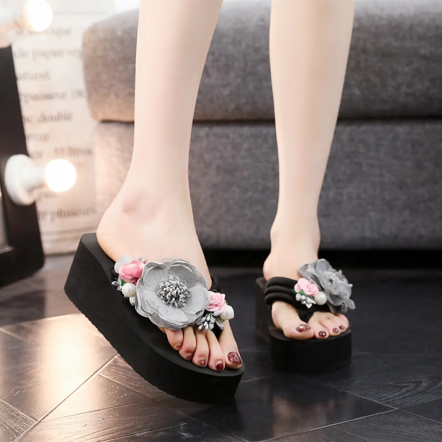 Women's Pink Floral Clip-toe Sandals