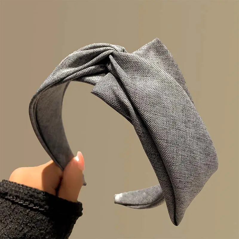 New Wide-Brimmed Knitted Skull Top Headband for Women - Image 8