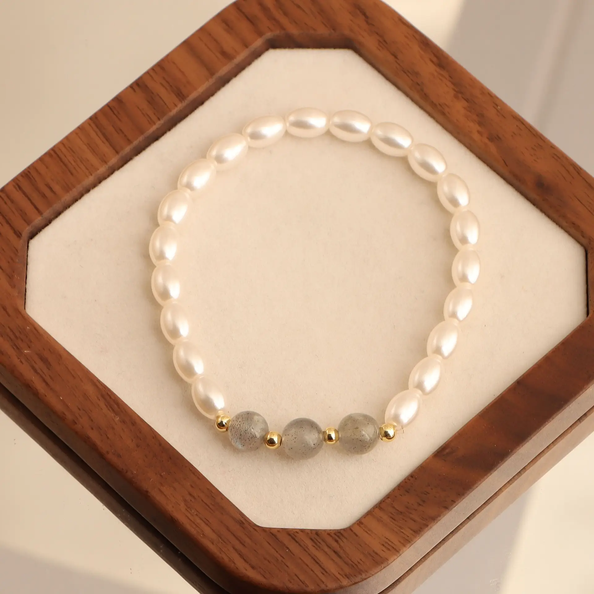 Natural Freshwater Pearl Bracelet with Strawberry & Moonlight Stones — feature 15