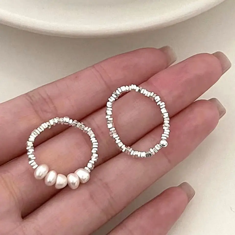 Broken Silver Pearl Ring for Women's Fashion - Image 4