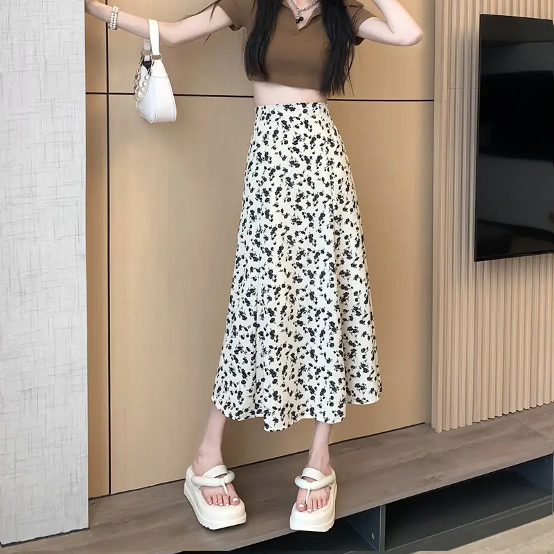 Women Floral High Waist Skirt Medium Size