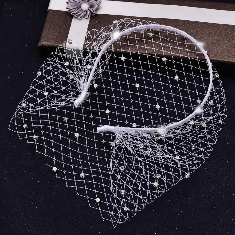 Bridal Veil with Diamonds & Pearls Headband Black White - Image 2