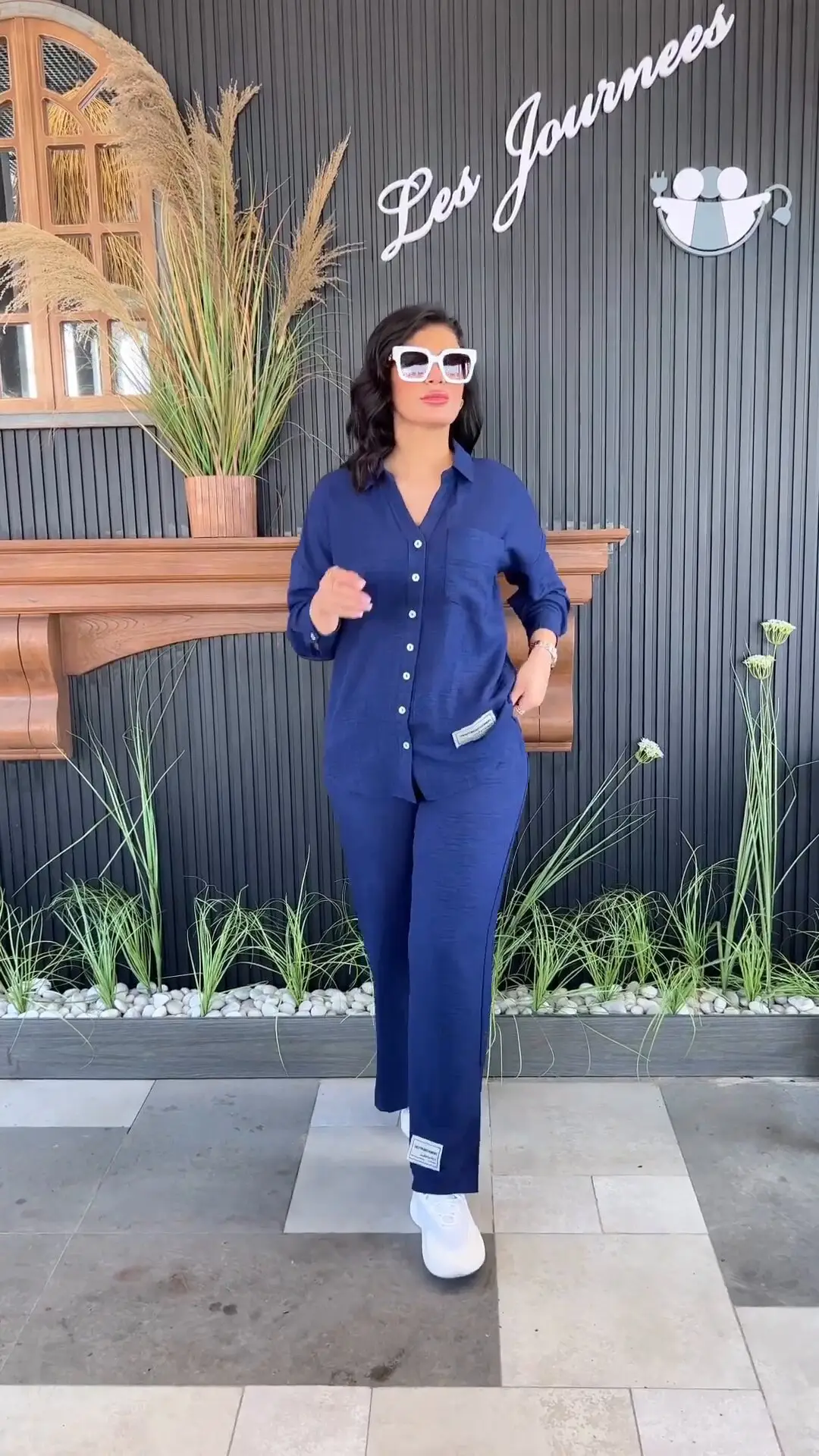 European American Plus Size Blue Wrinkle Long Sleeve Pants Set — feature 2