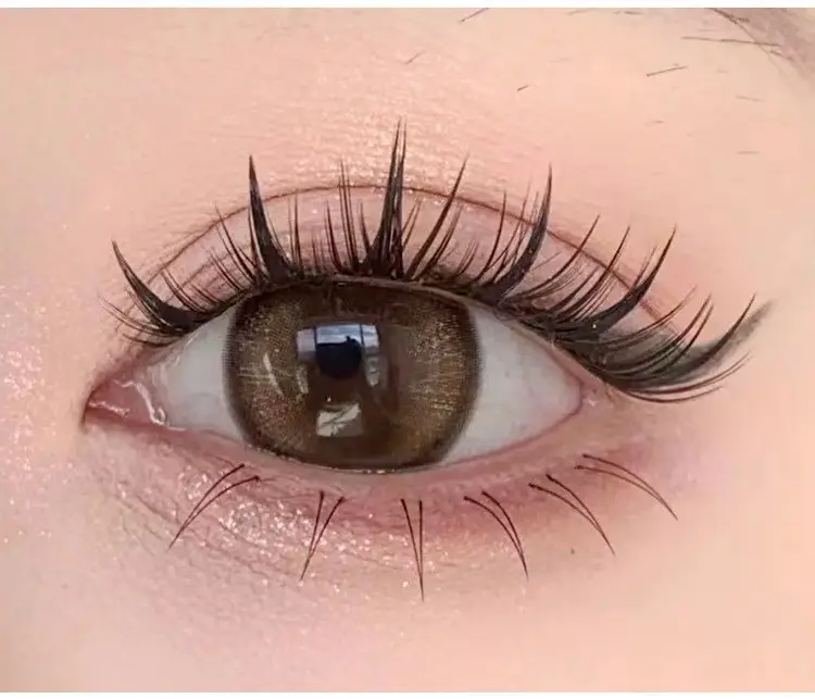 Natural False Eyelashes for Smiling Eyes — feature 24