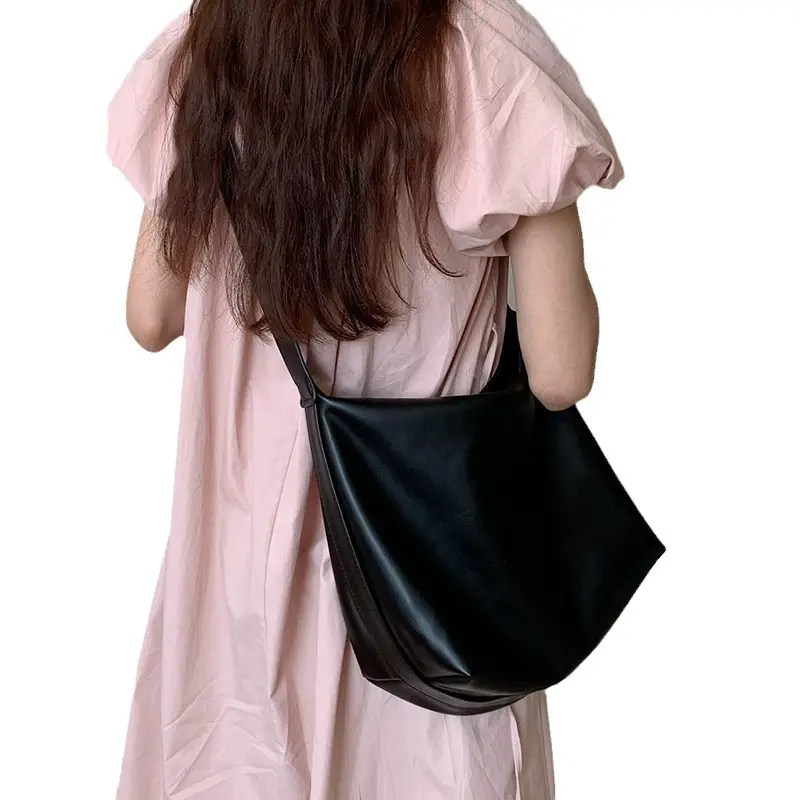 Black Large-Capacity Soft Leather Shoulder Crossbody Bag - Image 7