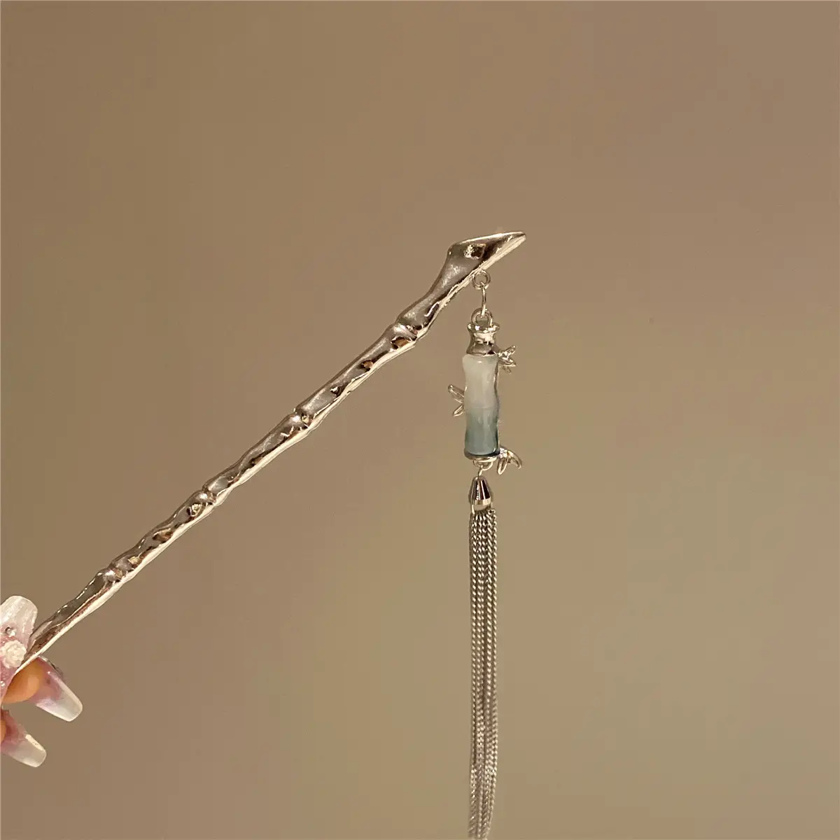 National Style Dragon Hairpin Dark Green Tassel — feature 12
