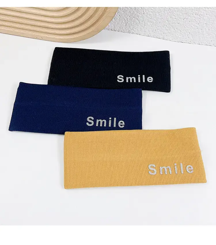 Four Color Knitted Hair Band with "Smile" Logo — feature 5