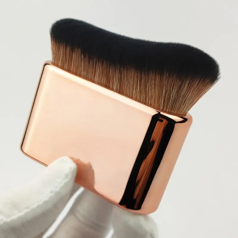 Soft Hair Makeup Brush for Foundation & Powder Application - Image 2