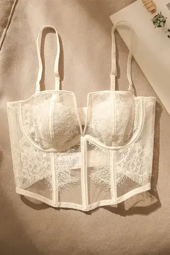 White Lace Push Up Bra Set with Fishbone Design - Image 2