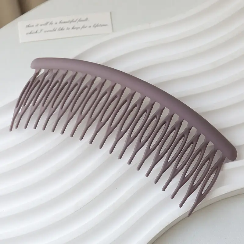 Black Non-Slip Hair Comb for Adult Bangs - Image 4