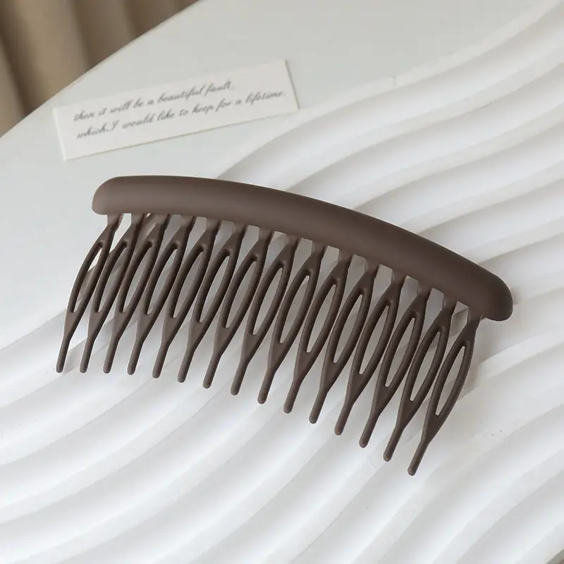 Black Non-Slip Hair Comb for Adult Bangs - Image 6