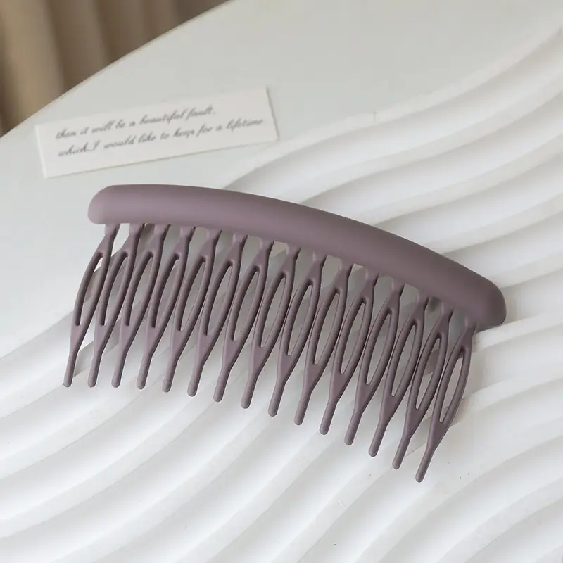 Black Non-Slip Hair Comb for Adult Bangs - Image 8