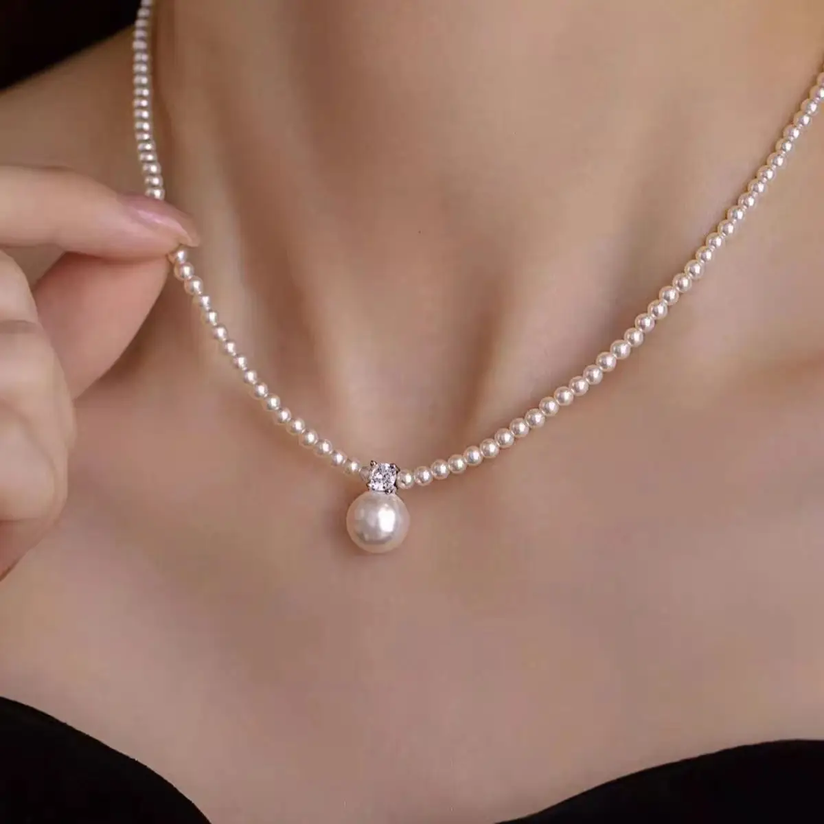 Broken Silver Pearl Necklace for Women - Image 5