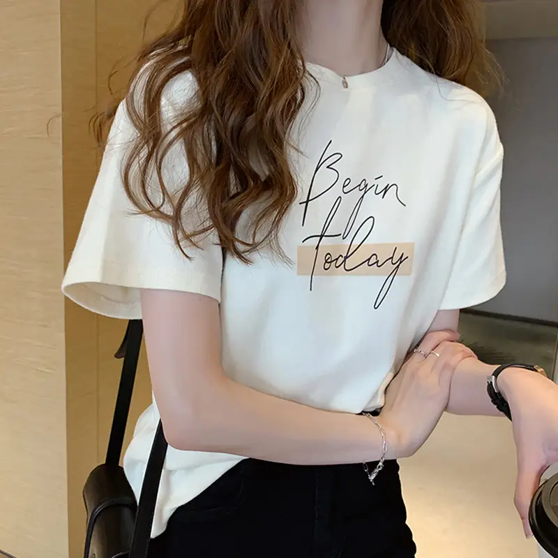 Women Printed T-Shirt Red Shorts Set 2025 - Image 4