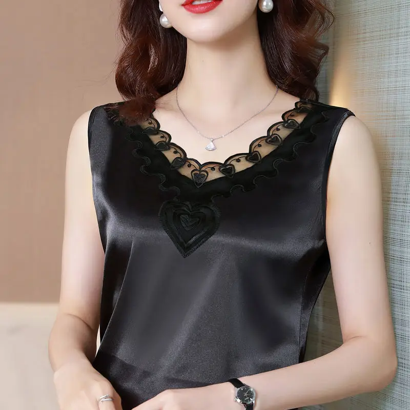 Women Satin V-Neck Lace Camisole Large